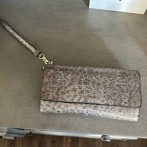Henri Bendel phone wallet